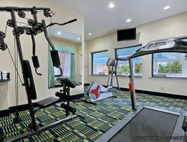 Ramada By Wyndham South Waco Hotel