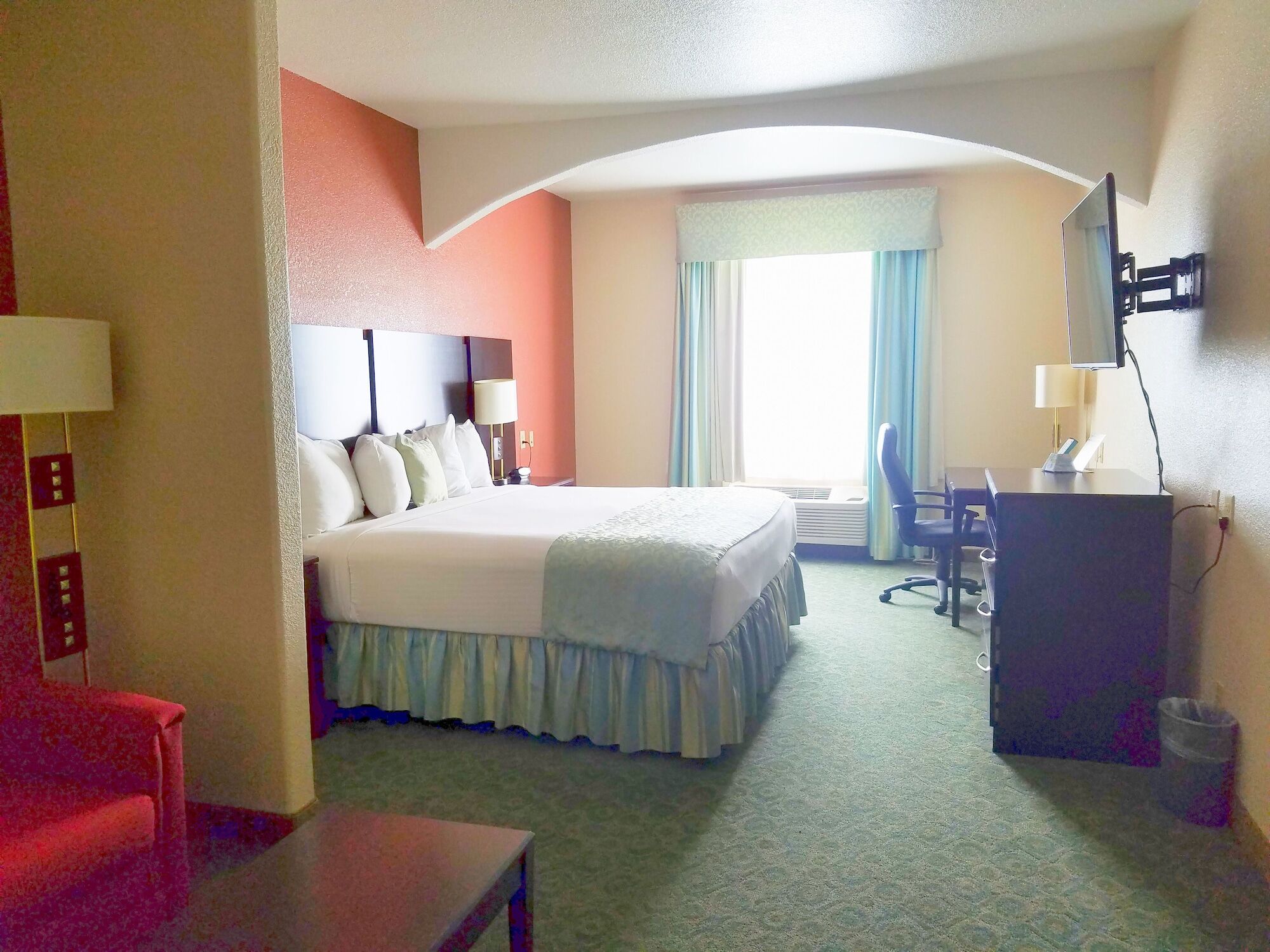 Hotel Ramada By Wyndham South Waco 3*